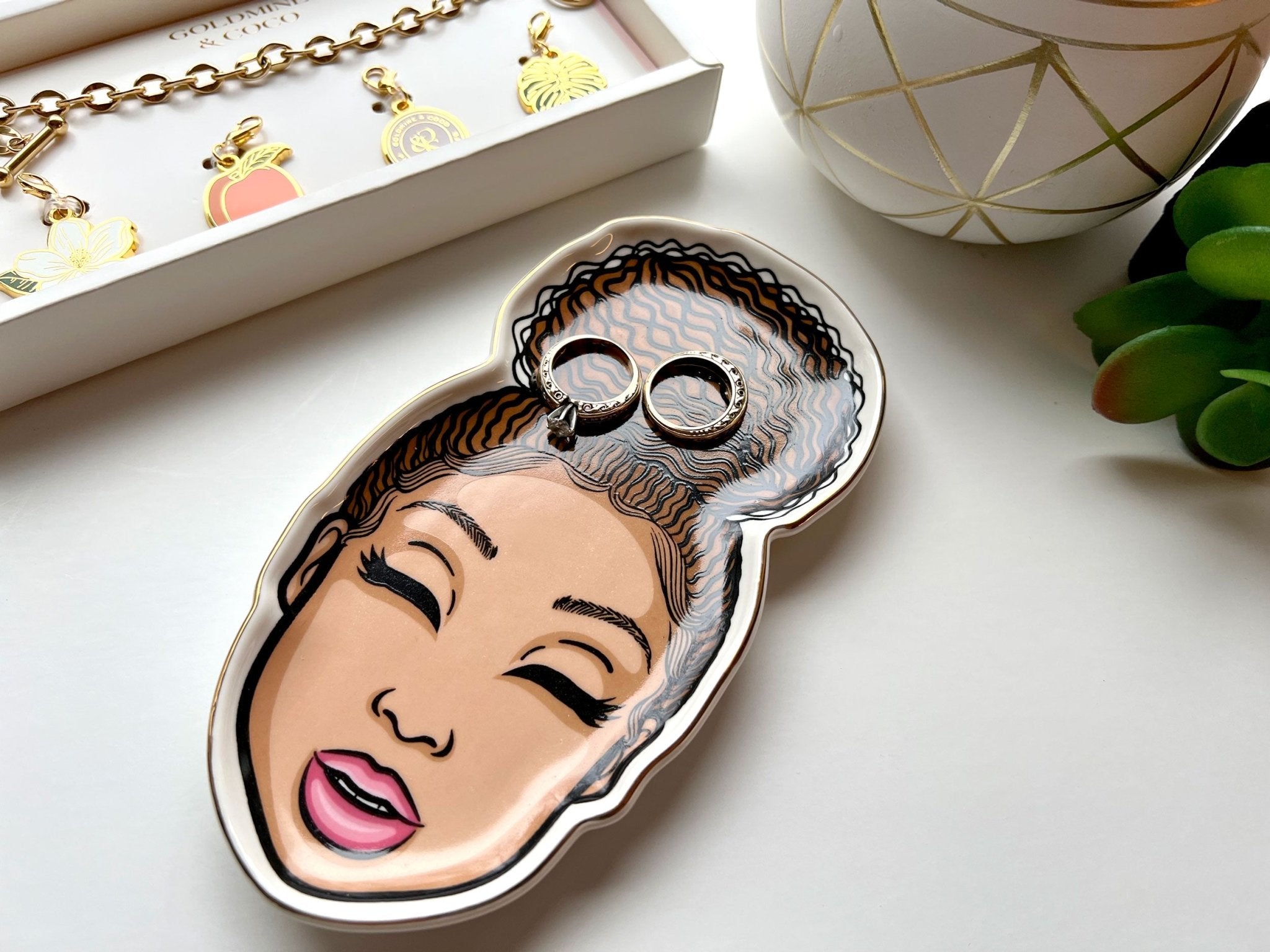 Miss Peyton Ceramic Tray - Goldmine & Coco - 